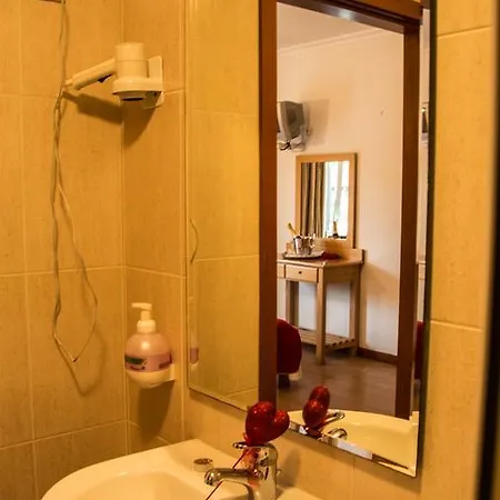 Bed & Breakfast Pinheiro Manso Seara