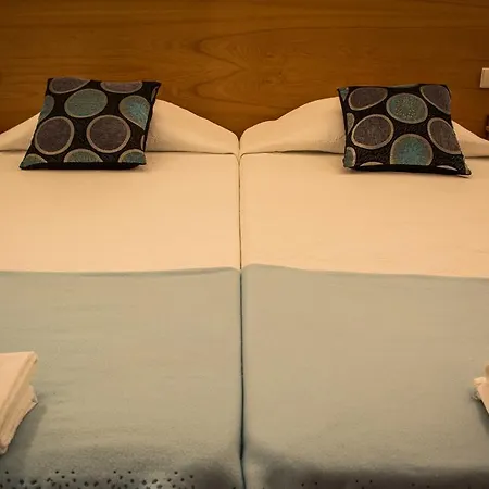 Pinheiro Manso 3* Seara