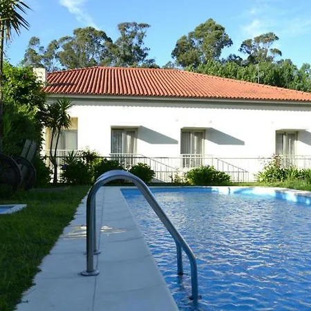 Pinheiro Manso Bed & Breakfast 3*