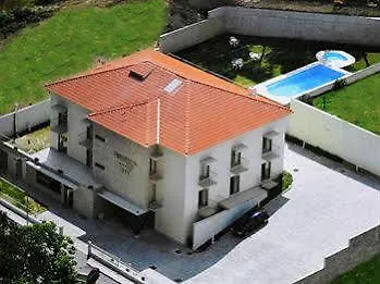 Pinheiro Manso 3* Seara