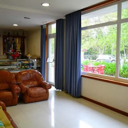 Bed & Breakfast Pinheiro Manso 3*