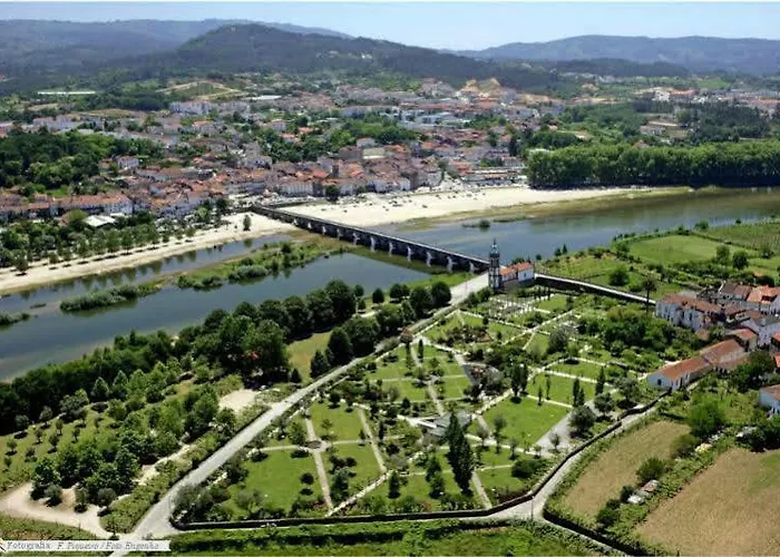 Frühstückspension Pinheiro Manso 3*